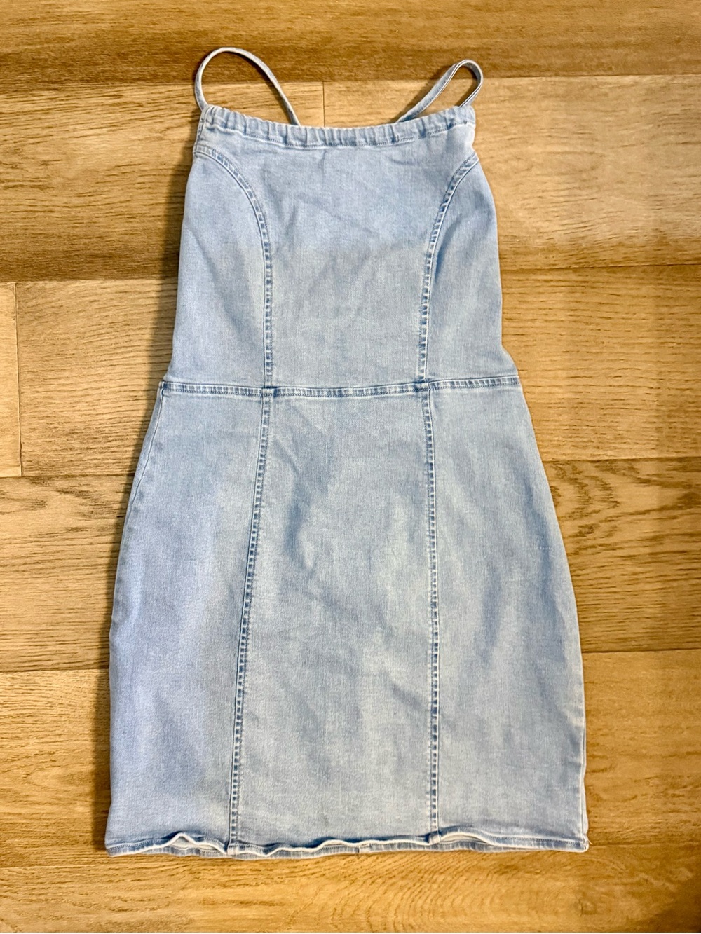 Blue Blush Light Wash Denim Panel
Mini Dress - Size M